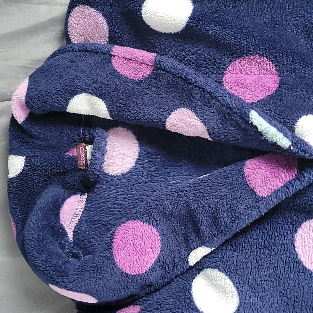 Soft plush girl's bathrobe